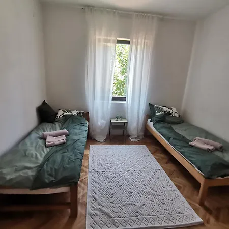 Park 1 Marko Free Parking Apartament