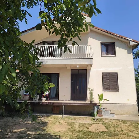 Park 1 Marko Free Parking Apartament